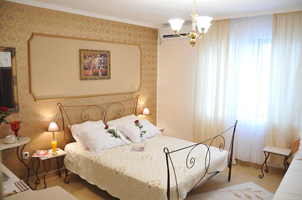 Royal Apartments Nis Quarto foto